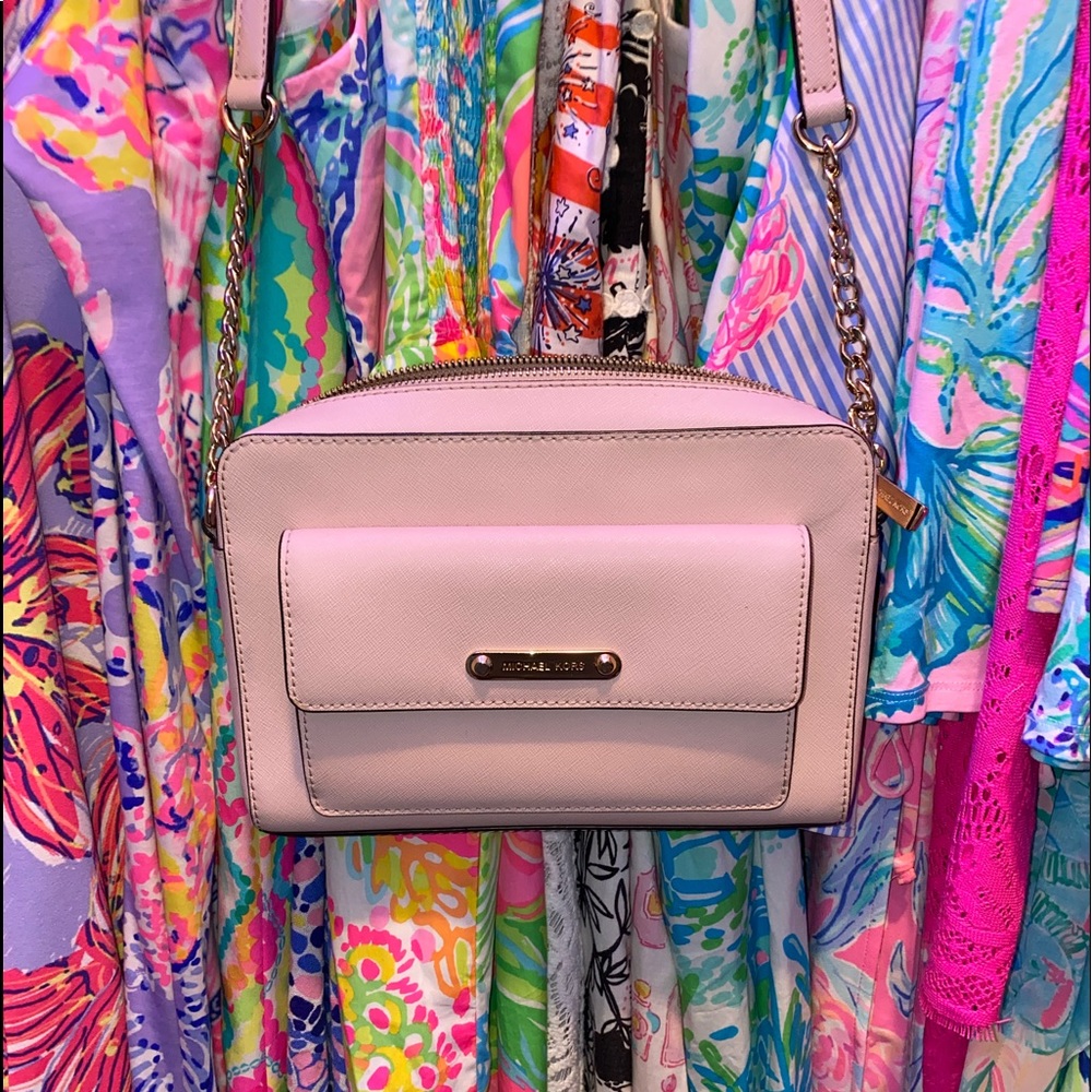 EUC Michael Kors Crossbody